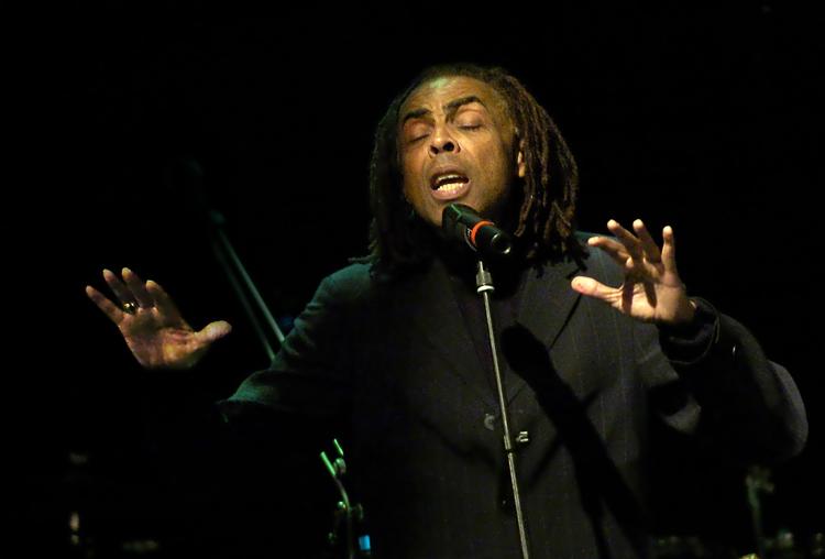 Gilberto Gil optræder i Koncerthuset 5. april. 
