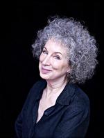 Kulsort. Margaret Atwood har skrevet mere helstøbte værker end ’Syndflodens år’. Men den fungerer som øjenåbnende sort satire.  Foto: George Whiteside 