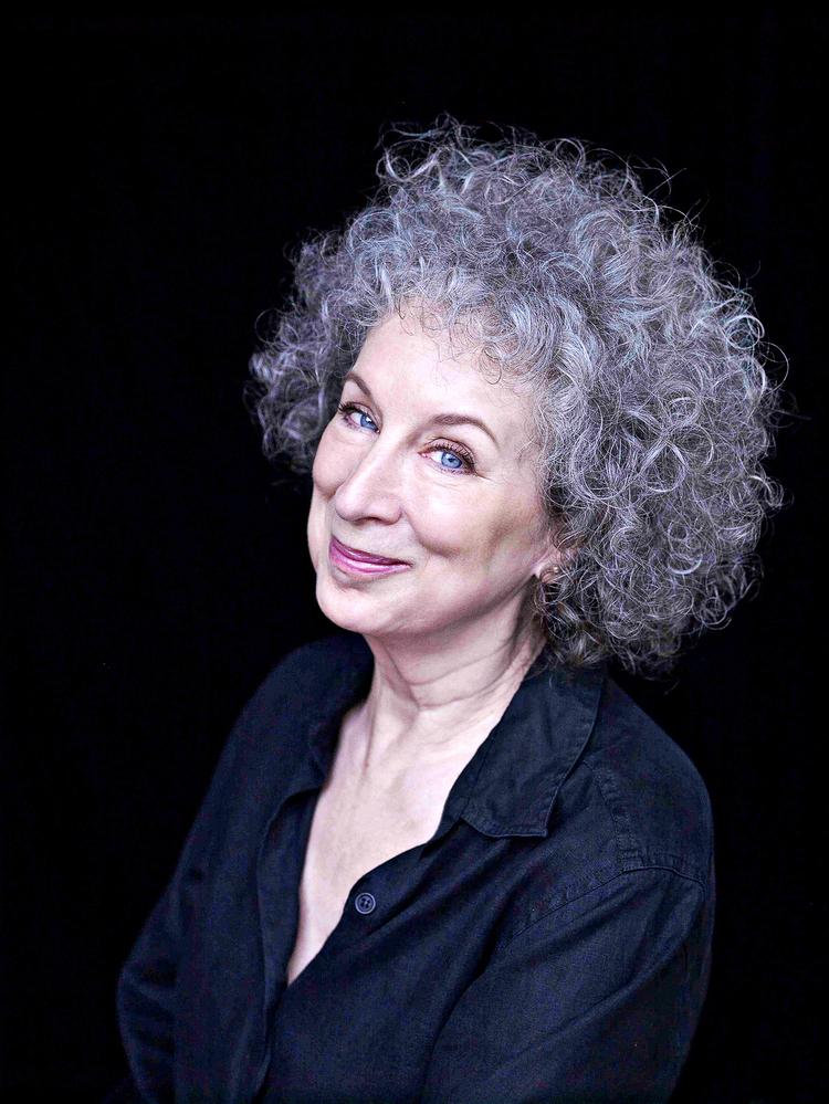 Kulsort. Margaret Atwood har skrevet mere helstøbte værker end ’Syndflodens år’. Men den fungerer som øjenåbnende sort satire.  Foto: George Whiteside 