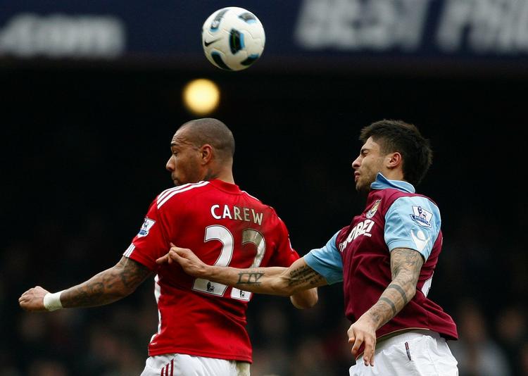 skadet. Rygproblemer betyder afbud til kampen mod Danmark for John Carew, der efter at have scoret for Vålerenga, Rosenborg, Valencia, Roma, Besiktas, Lyon og Aston Villa nu er udlejet til Stoke. 