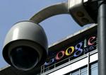 Google har fået en bøde for at registrere brugernavn, password og adresse på netbrugere, der surfede efter porno på ukrypterede trådløse netværk. 
