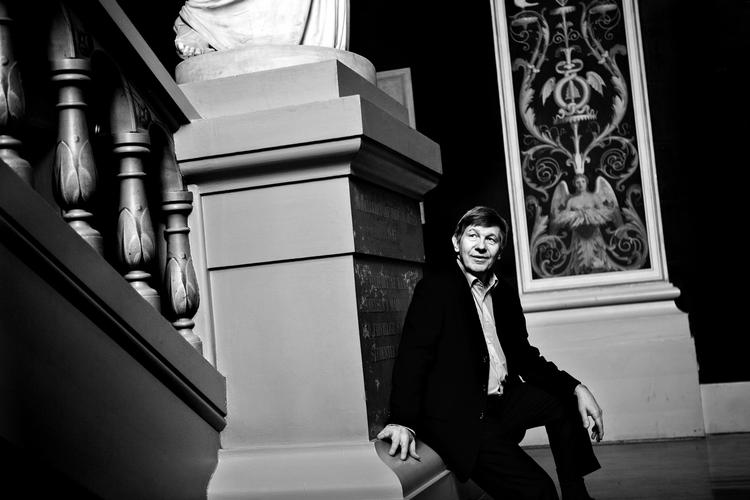 Frikendt. Kammeradvokaten vil ikke anbefale en fyring af rektor Ralf Hemmingsen, Københavns Universitet. En ny rapport ventes at fastslå, at han højst har begået nogle fejlskøn.i Penkowa-sagen. 