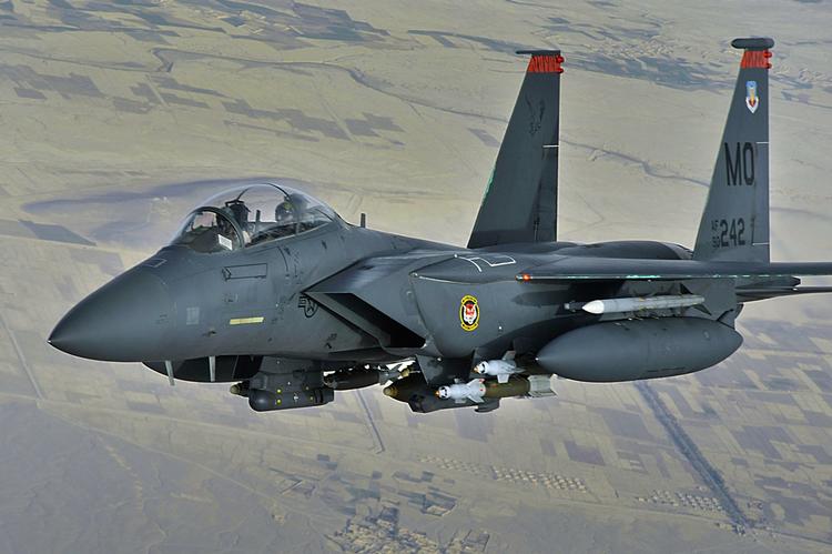 Jagerfly. Det var et fly af denne type, som styrtede ned i Østlibyen i nat. 
