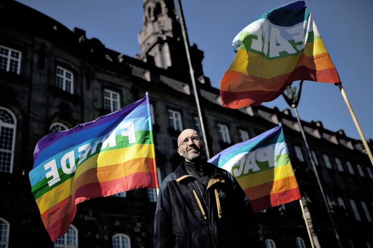 Nedgang. Hver dag demonstrerer 'fredsvagterne' på Christiansborg Slotsplads imod dansk krigsdeltagelse i Afghanistan. Men opbakningen falmer. 