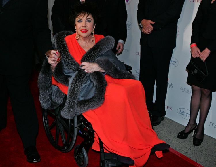 SKUESPIL. Den dobbelte Oscarvinder Elizabeth Taylor er død. 