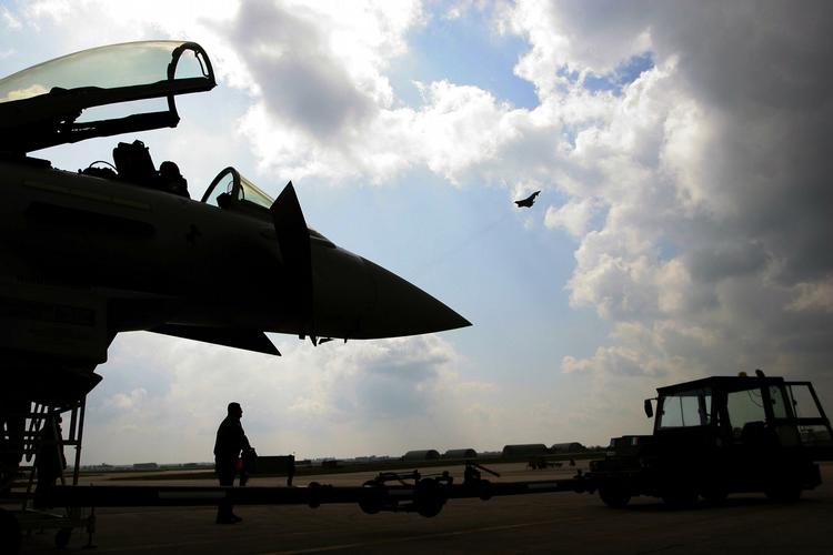 KOMMANDOEN. Ifølge flere kilder, der er centralt placeret hos Nato, vil forsvarsalliancen beslutte at overtage den militære og muligvis også den politiske ledelse med Libyen-operationen i løbet af dagen. 