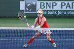 Iøjnefaldende. Med sine lange sokker er Bethanie Mattek-Sands let genkendelig på en tennisbane. 