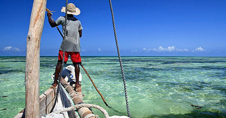 TIDSKAPSEL. Zanzibar er et af de få steder på jorden, der stadig føles som uberørt. 