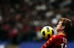 Farlig. John Arne Riise er kendt for sit temperament og sit giftige venstreben. 