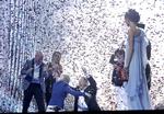 Fest. 15-årige Sarah vandt X Factor-finalen i Parken fredag aften. 