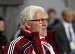 Skuffet. Landstræner Morten Olsen mener, at hans spillere var et stykke fra topniveauet i kampen mod Norge. 