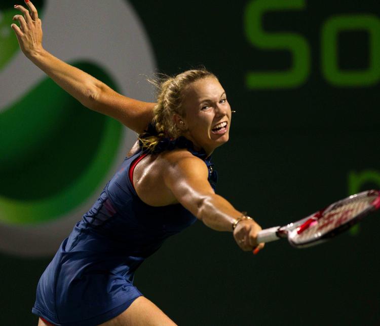 Uovervindelig. Caroline Wozniacki er stadig ubesejret i sine kampe mod slovakken Daniela Hantuchova. 