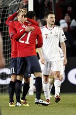 Øv. Danmark og William Kvist var ti minutter fra at tage alle tre point mod et langt fra overbevisende norsk mandskab, der via et klassemål fik udlignet til 1-1. 
