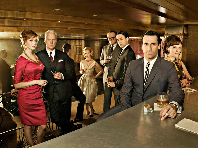PR. Der er mandlig selvdestruktion og kvindelig frigørelse i vente, når fjerde sæson af 'Mad Men' i aften kl. 22 får dansk premiere på TV3 Puls. 
