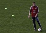 Tvivlende. U21-holdet vil helt sikkert kunne blive løftet med deltagelse af Nicklas Bendtner, men Arsenalangriberen har endnu ikke meldt sig på banen. 