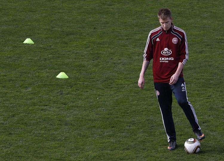 Tvivlende. U21-holdet vil helt sikkert kunne blive løftet med deltagelse af Nicklas Bendtner, men Arsenalangriberen har endnu ikke meldt sig på banen. 