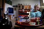 superfan. Marianne Andreasen har fulgt trofast med i serien om 'Jorden Børn' siden begyndelsen. Med mellemrum læser hun lige hele serien en gang til. 