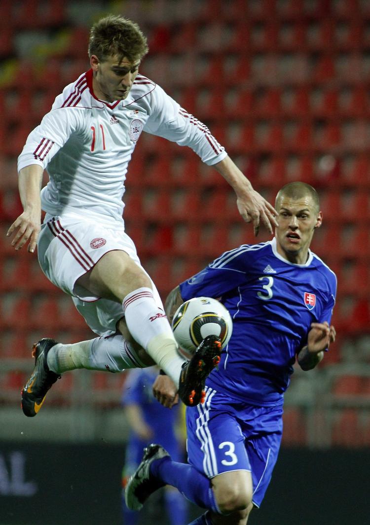 målløs. Heller ikke i årets tredje landskamp fik Nicklas Bendtner scoret. 