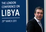 Modstander. »Det er vores opgave at beskytte civile. Ikke at bevæbne dem«, sagde Natos generalsekretær, Anders Fogh Rasmussen, i går efter den internationale konference i London om Libyen. 