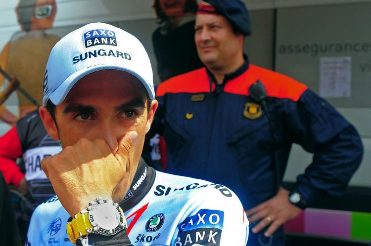 Skyldig? Alberto Contador fik testet positiv under sidste års Tour de France. Han nægter sig skyldig og siger, at han har spist en forgiftet bøf. 