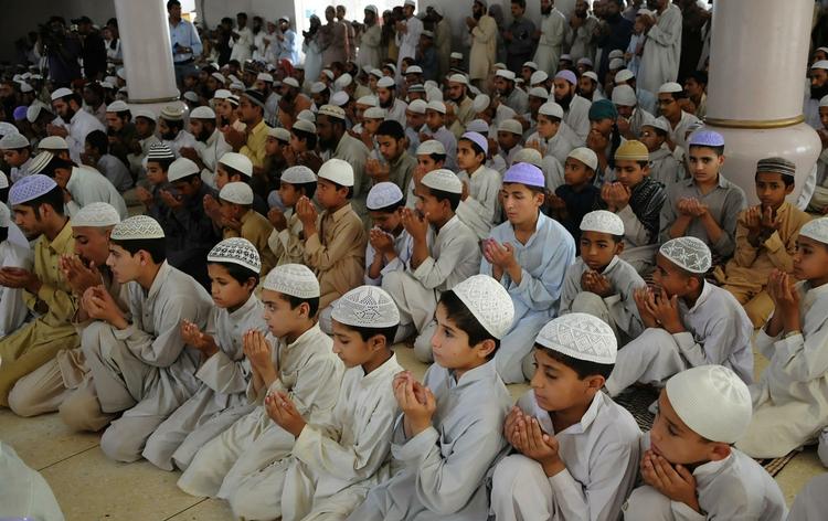 Håb. De højere magter skal hjælpe Pakistan til sejr ved kricket-VM over de indiske favoritter. 