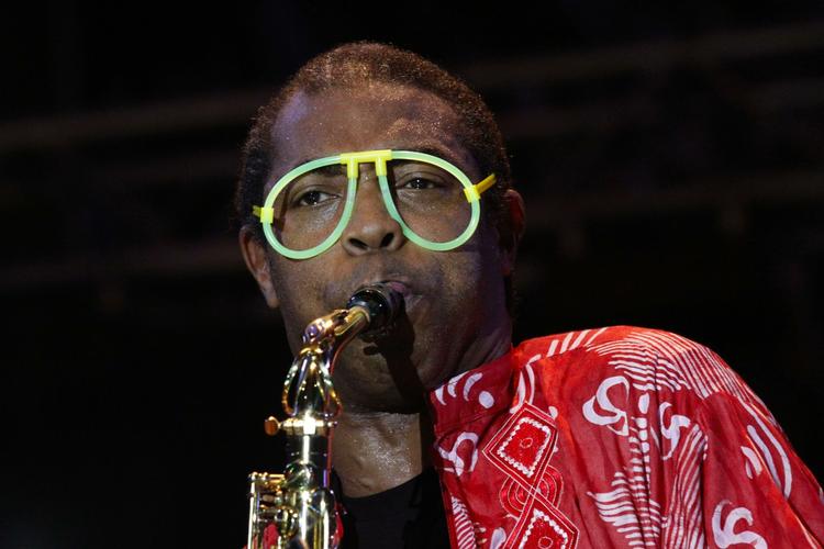 Afrofest. Den nigerianske musiker Femi Kuti vil sammen med sin lillebror give en dobbeltkoncert på årets Roskilde Festival. 