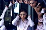 Dobbelthed. Natalie Portmans meritter i det skizofrene dansedrama 'Black Swan', svarer ikke til realiteterne, mener hendes stand-in, solodanser Sarah Lane. 