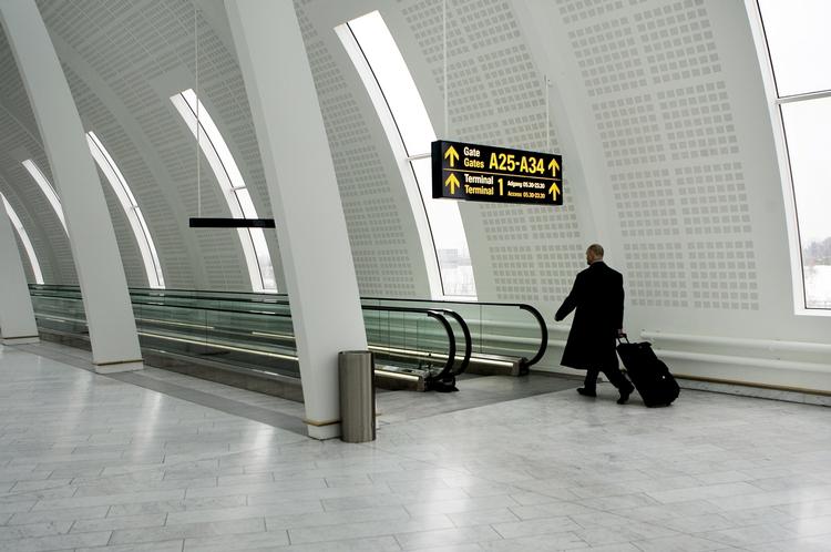 AFGANG. Det er netop vedtaget, at 363 ekstra millioner kroner skal trækkes ud af Københavns Lufthavne. Dermed udbetales der knap en milliard i udbytte til aktionærere i år. 