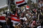 Massedemonstration. Protesterne mod præsident Ali Abdullah Saleh har nået et højdepunkt med mange hundredtusinde mennesker på gaden. 