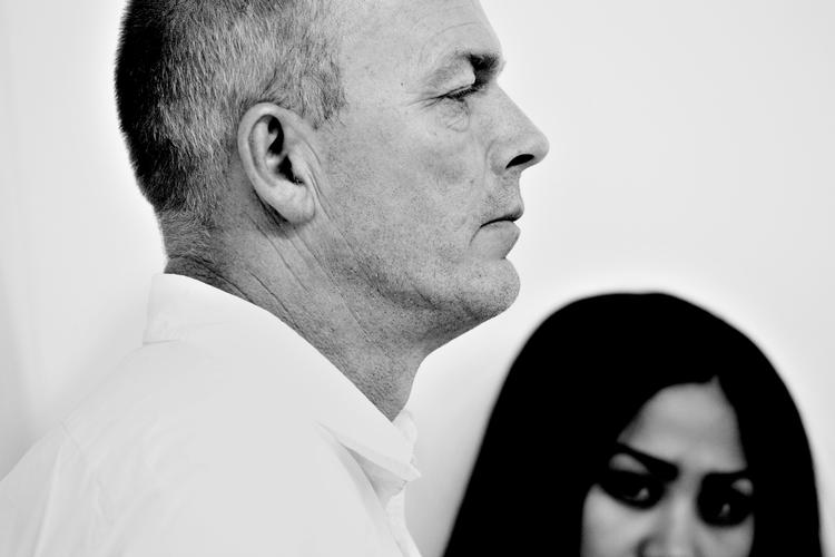 På finansloven. Og om Peter Bonde hedder det, at hans »evne til æstetisk at overskride kulturens grænser, samtidig med at overskridelsen indeholder et håb og et nyt indhold«, gør ham til »den markante kunstner, han er«. 