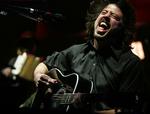 Rock. Forsanger David Grohl ved en koncert i Los Angeles. 