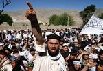 Vrede. Det er tredje dag i træk, der bliver demonstreret i Afghanistan i protest mod amerikanske præsters afbrænding af Koranen. Billedet er fra tidligere på dagen i Jalalabad, hvor demonstrationerne forløb fredeligt, skønt attituden var vred. 