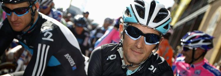 satsning. Begyndelsen på sæsonen er ikke forløbet helt optimalt for Schleck-brødrene. 