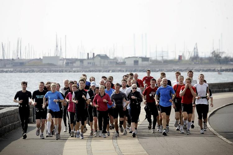 Nu kan både turister og forretningsrejsende nyde København i løb på guidede ture. Her er det dog Sparta-løbere, der træner op til Copenhagen Marathon. 