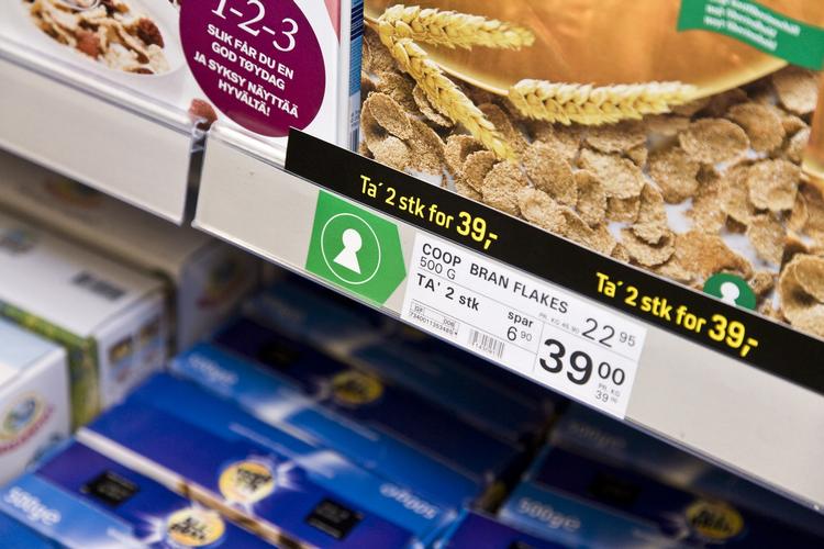 nøglehul. Nye fødevaregrupper kan komme med i ordningen, der også strammer kravene til indhold af salt og fedt. 