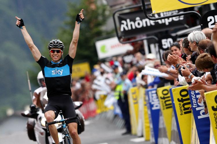 styrt. Norske Edvald Boasson Hagen jubler her over sejr i Dauphine Libere sidste sommer. Men optakten til denne sæson bliver ødelagt af tre brækkede ribben. 