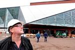 Værftet. Tilbage i 1983 lukkede skibsværftet i Helsingør efter at have sat 429 skibe i søen. I dagene op til åbningen af Kulturværftet i morgen kæmpede arbejderne og kulturværftschef Mikael Fock for at blive klar. 