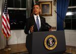 Lettet. Barack Obama undgik i sidste øjeblik et sviende nederlag, da budgettet blev stemt hjem. 