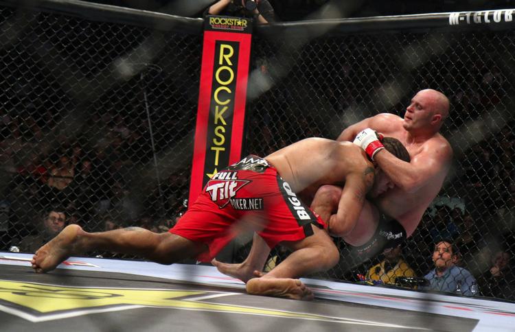 MMA. 1.200 personer ventes lørdag at være på lægterne i Herning. 