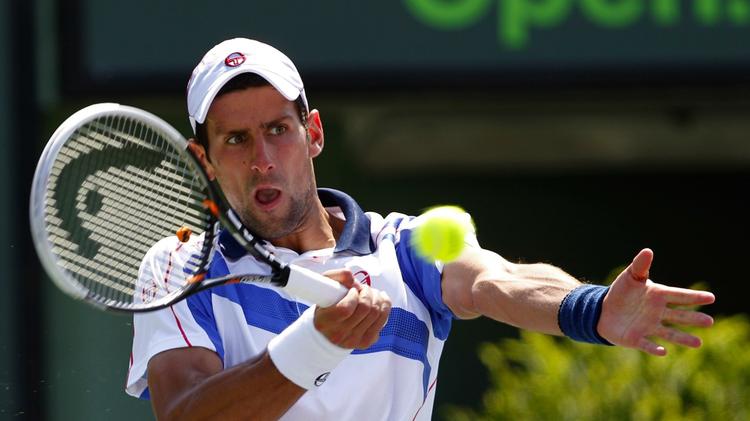 ustoppelig. Novak Djokovic har vundet 27 kampe i træk (inkl. to i slutningen af sidste sæson), men har endnu et stykke op til rekorden. Den lyder på 46 sejre i træk og blev sat af argentineren Guillermo Vilas i 1977. 