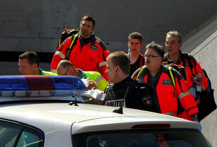 SKUDDRAMA. Seks personer er indtil videre omkommet i tragedien i Holland. 