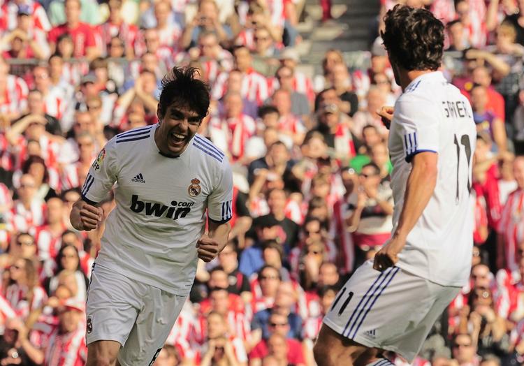 Tilbage. Brasilianske Kaka har været ude med skader i længere tid. Nu er han endelig tilbage, og med to mål på straffe en af hovedpersonerne hos Real Madrid i kampen mod Bilbao. 