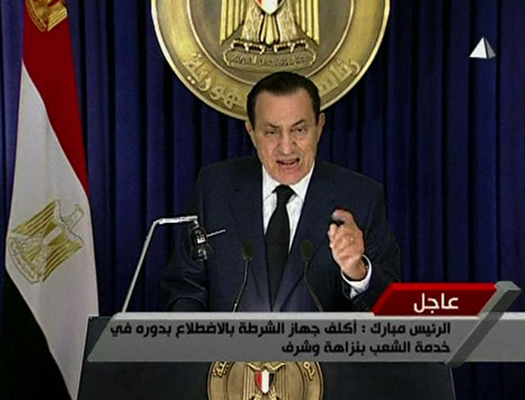 Korruptionsanklage. Mubarak har for første gang i godt og vel to måneder udtalt sig til medierne. I sin tale afviser han kategorisk at have været korrupt. 