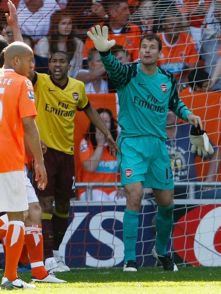 Gammelfar. Jens Lehmann spillede fodbold på internationalt topplan, mens flere af hans nuværende holdkammerater gik med ble. 