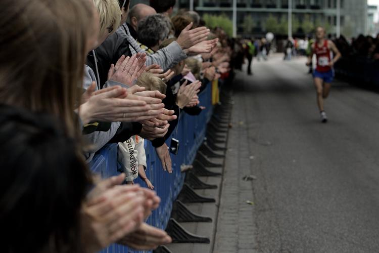 PUBLIKUMSTRÆNING. Tilskuere kan komme ud og prøve dele af ruten dagen inden Copenhagen Marathon. 