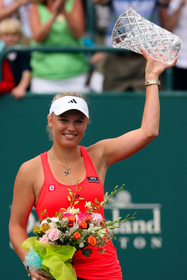 samler. Finalesejren i Charleston var den 15. i karrieren for Caroline Wozniacki. 