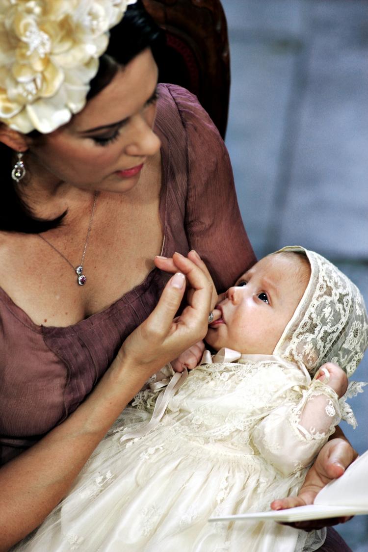 Isabella Henrietta Ingrid Margrethe kom Kronsprins Frederiks og Kronprinsesse Marys datter til at hedde ved dåben i Fredensborg Slotskirke 1. juli 2007. 