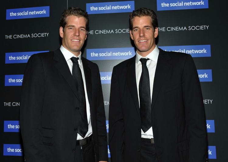 afvist. Winklevoss-tvillingerne, Tyler og Cameron, fik ikke noget ud af at appellere sagen mod Facebook-grundlæggeren Mark Zuckerberg til højesteret. 