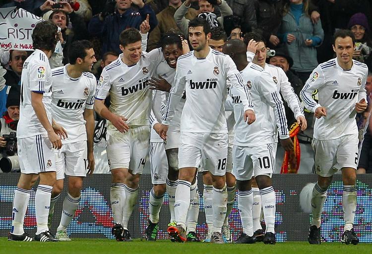 Konger. Real Madrid har angiveligt 100 millioner fans i Kina. 