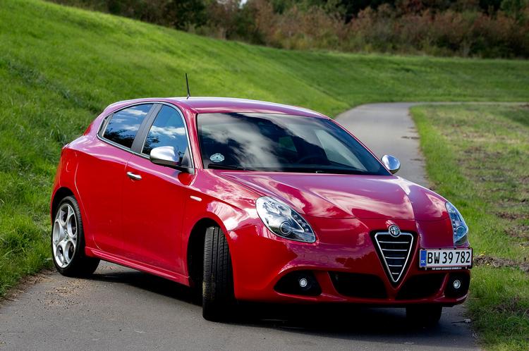 Hit. Alfa Romeo Giulietta har fået godt fat i danske bilkøbere. 